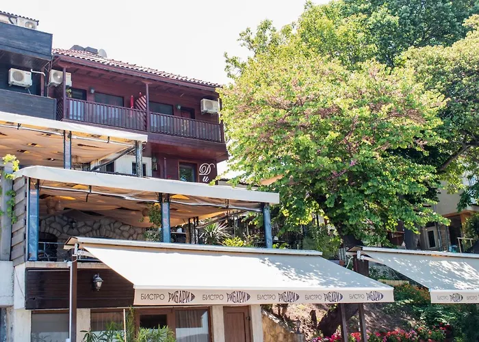 House Diona Szozopol