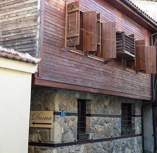 Vendégház House Diona 3*