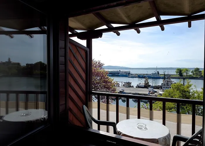 House Diona Szozopol